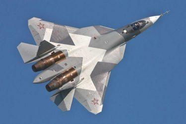 Τέσσερα μαχητικά προπαραγωγής Τ-50 πρόκειται να παραλάβει το 2015 η ρωσική Αεροπορία