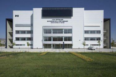 Έτοιμο το τουρκικό διαστημικό κέντρο συναρμολόγησης δορυφόρων UMET