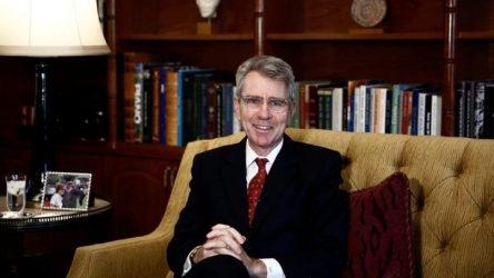 Pyatt: Put a positive spotlight on the opportunities that Greece represents