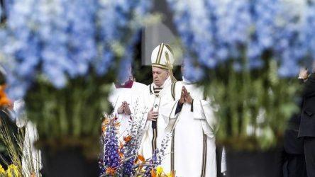 Ο Πάπας Φραγκίσκος καλεί για ειρήνη