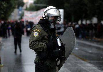 Περιφερειάρχης Βορείου Αιγαίου: «Στρατός κατοχής, στρατός του Ερντογάν τα ΜΑΤ»