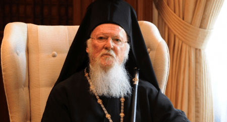 Χαρακόπουλος: Αναμένουμε καταδίκη της Τουρκίας στη στοχοποίηση του Οικουμενικού Πατριάρχη