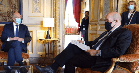 Νίκος Δένδιας στην Le Figaro: H ελληνογαλλική φιλία και συνεργασία είναι ιδιαιτέρως στενή