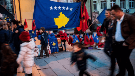 Ξεκινούν και πάλι συνομιλίες Σερβίας – Κοσόβου