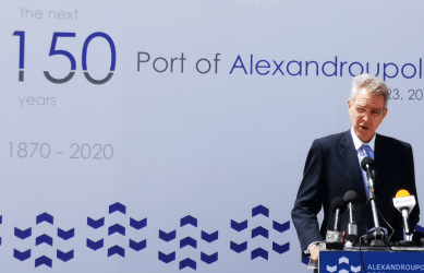 Τζέφρι Πάιατ: Η Ελλάδα έχει γίνει πηγή Λύσεων – Βοηθά τους βόρειους γείτονές της  να επιτύχουν Ενεργειακή Ασφάλεια και Ανεξαρτησία από τη Ρωσία