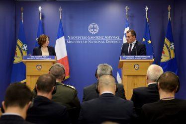 Επικοινωνία των υπουργών άμυνας Ελλάδας – Γαλλίας