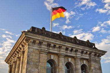 Γερμανία: Πέντε ακροδεξιοί δικάζονται γιατί σχεδίαζαν να προκαλέσουν εμφύλιο πόλεμο