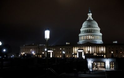 ΗΠΑ: Η Βουλή των Αντιπροσώπων απέρριψε το βέτο Τραμπ στο νομοσχέδιο για τις αμυντικές δαπάνες