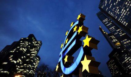 100 οικονομολόγοι κάνουν έκκληση να διαγραφούν τα δημόσια χρέη που διακρατά η ΕΚΤ