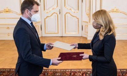 Σλοβακία: Παραιτήθηκε ο πρωθυπουργός Μάτοβιτς, εντολή σχηματισμού κυβέρνησης στον ΥΠΟΙΚ