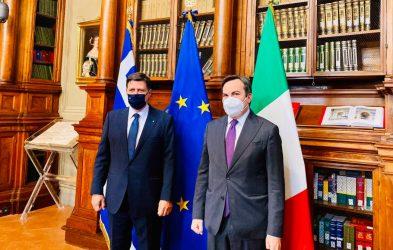 Μιλτιάδης Βαρβιτσιώτης: Ιταλία και Ελλάδα θέλουν περιβάλλον ασφάλειας στην Μεσόγειο