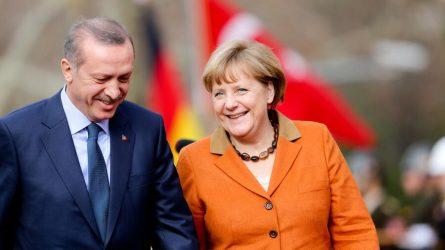 Η Γερμανία δεν εγκαταλείπει την προσπάθεια να καταστρέψει τον Ενεργειακό ρόλο της Ελλάδας για να σώσει τον Nord Stream 2