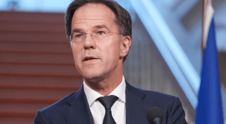 Ολλανδία: Ο Ρούτε ζητά συγγνώμη για τη χαλάρωση των περιορισμών της Covid-19 καθώς τα κρούσματα αυξάνονται