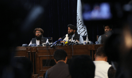 Ο ηγέτης των Ταλιμπάν τους προειδοποιεί εναντίον επιθέσεων στο εξωτερικό