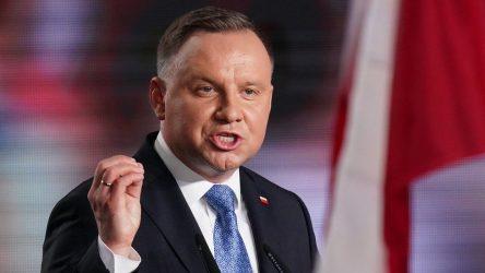 Τροποποιημένη εκδοχή νόμου για την καταπολέμηση της επιρροής της Ρωσίας υπέγραψε ο πρόεδρος της Πολωνίας