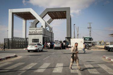 Στην απομάκρυνση «περίπου 7.000 αλλοδαπών» από τη Γάζα μέσω της μεθοριακής διάβασης της Ράφα θα βοηθήσει η Αίγυπτος