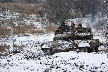 Ύστατη έκκληση του Ζελένσκι στις ΗΠΑ να συνεχίσουν να στηρίζουν την Ουκρανία